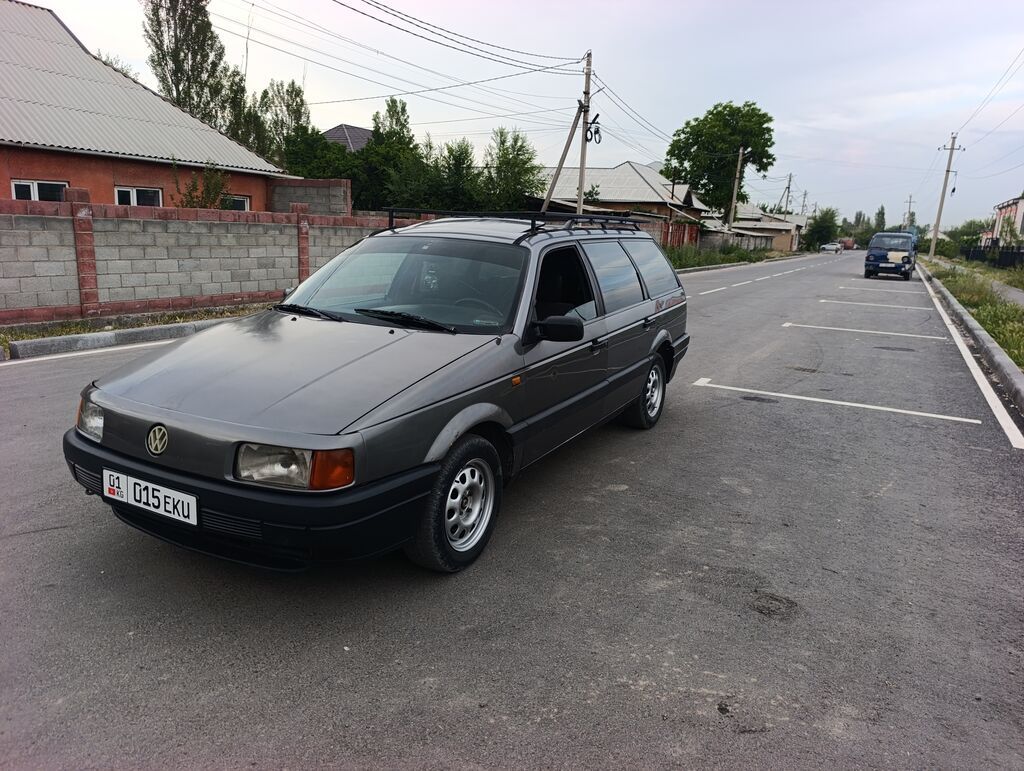 Volkswagen Passat: 1990 г., Универсал: фото 2
