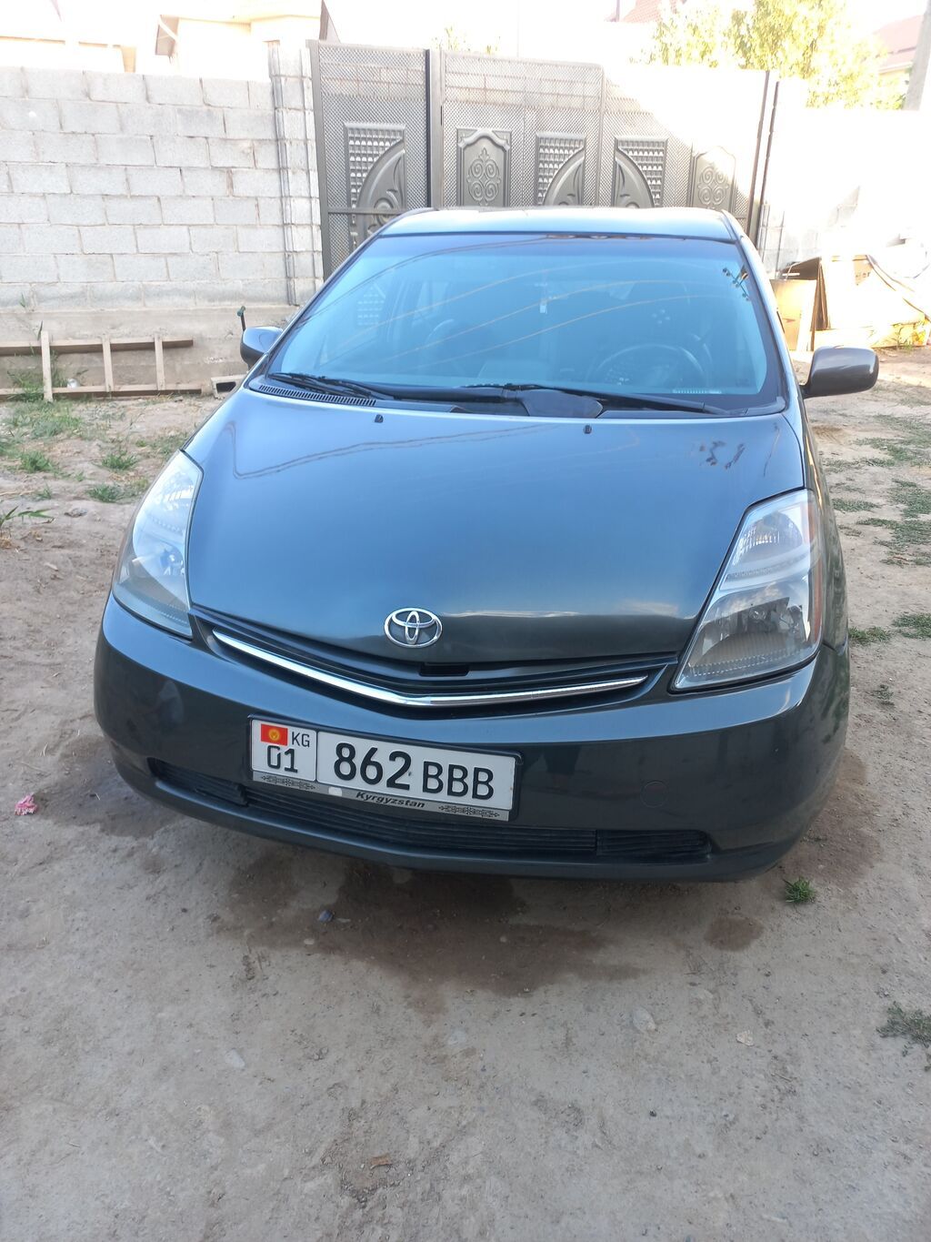 Toyota Prius: 2008 г., 1.5 л, Вариатор, Гибрид, Хэтчбэк: фото 1