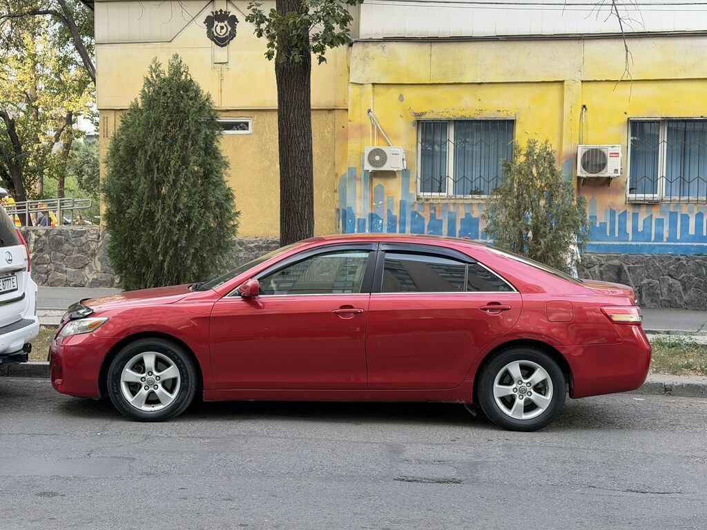 Toyota Camry: 2010 г., 2.5 л, Автомат, Бензин, Седан: фото 4