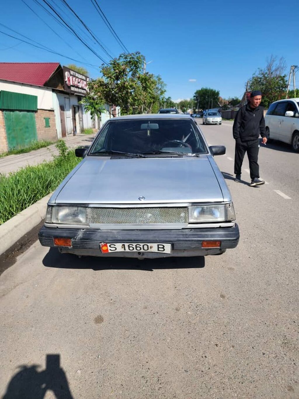 Nissan : 1986 г., Механика, Дизель, Универсал: фото 1