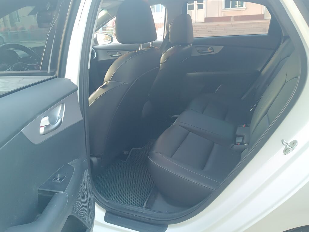 Kia K3: 2021 г., 1.6 л, Бензин: фото 8