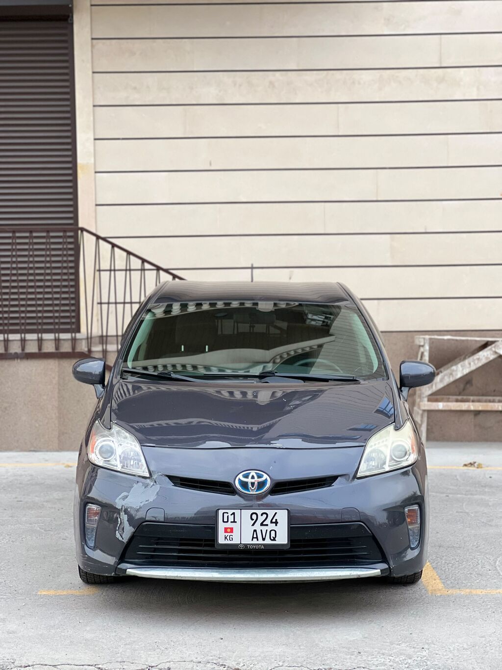 Toyota Prius: 2013 г., 1.8 л, Вариатор, Гибрид, Лифтбек: фото 3