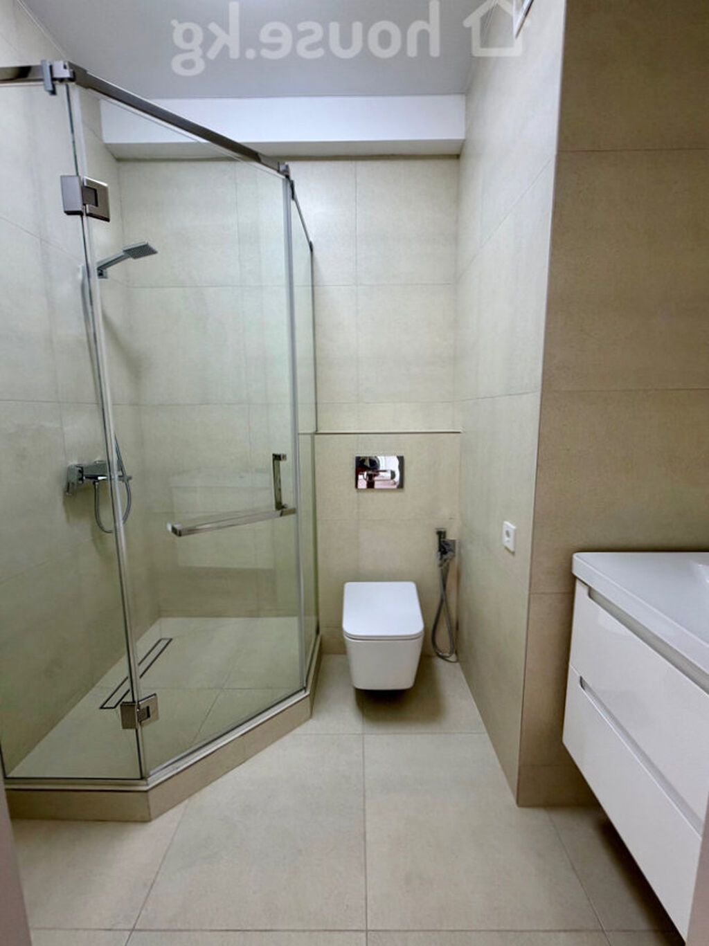 1 комната, 38 м², Асанбай мкр Элитка, 13 этаж, Евроремонт: фото 4