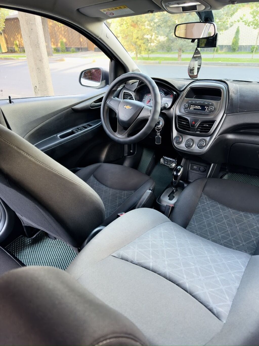 Chevrolet Spark: 2018 г., 1 л, Вариатор, Бензин, Хэтчбэк: фото 6