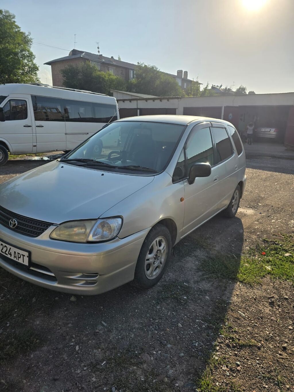 Toyota Corolla Spacio: 1999 г., 1.6 л, Автомат, Минивэн: фото 2