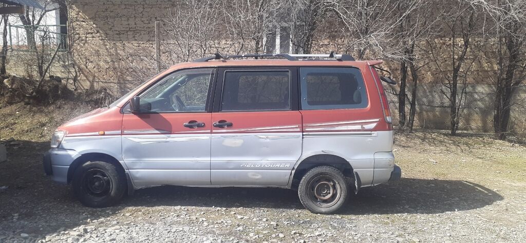 Toyota Town Ace: 1998 г., 1.9 л, Автомат, Бензин, Минивэн: фото 5
