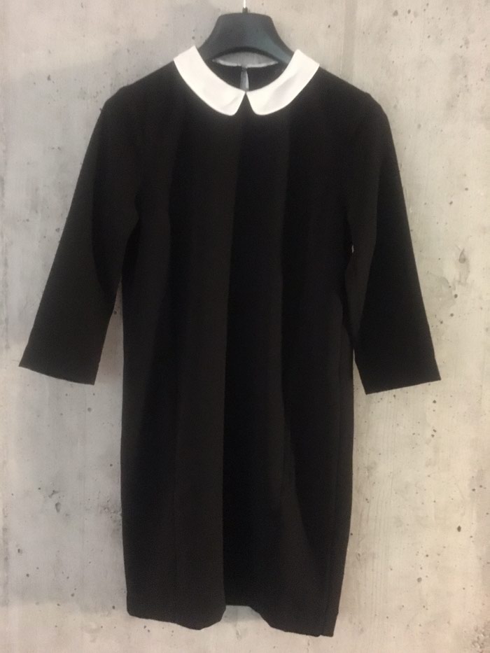 Haljine: ZARA HALJINA
Velicina M (ne koriscena)
Duzina 93 cm
na lalafo.rs ZARA HALJINA
Velicina M (ne koriscena)
Duzina 93 cm
- Beograd
