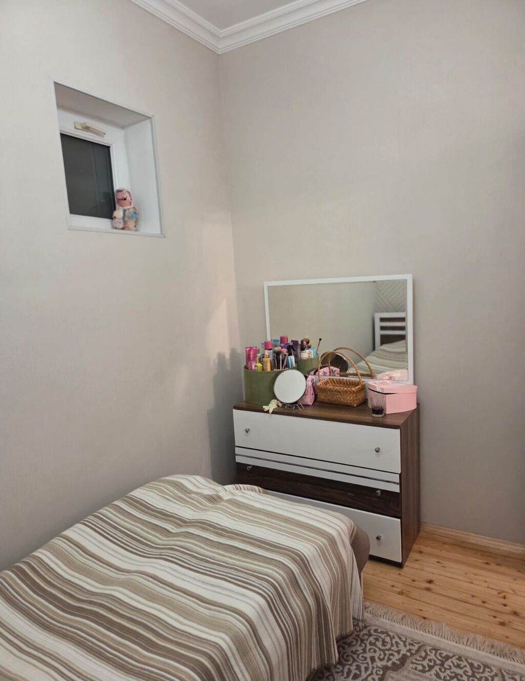 5 otaqlı, 132 kv. m, Yeni təmirli