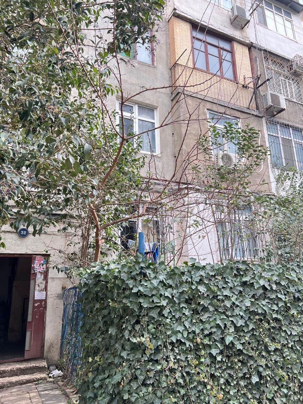20 Yanvar metrosu Yasamal Cəfər Cəfərov küç.5 60 kv.m 2 otaq 5/1