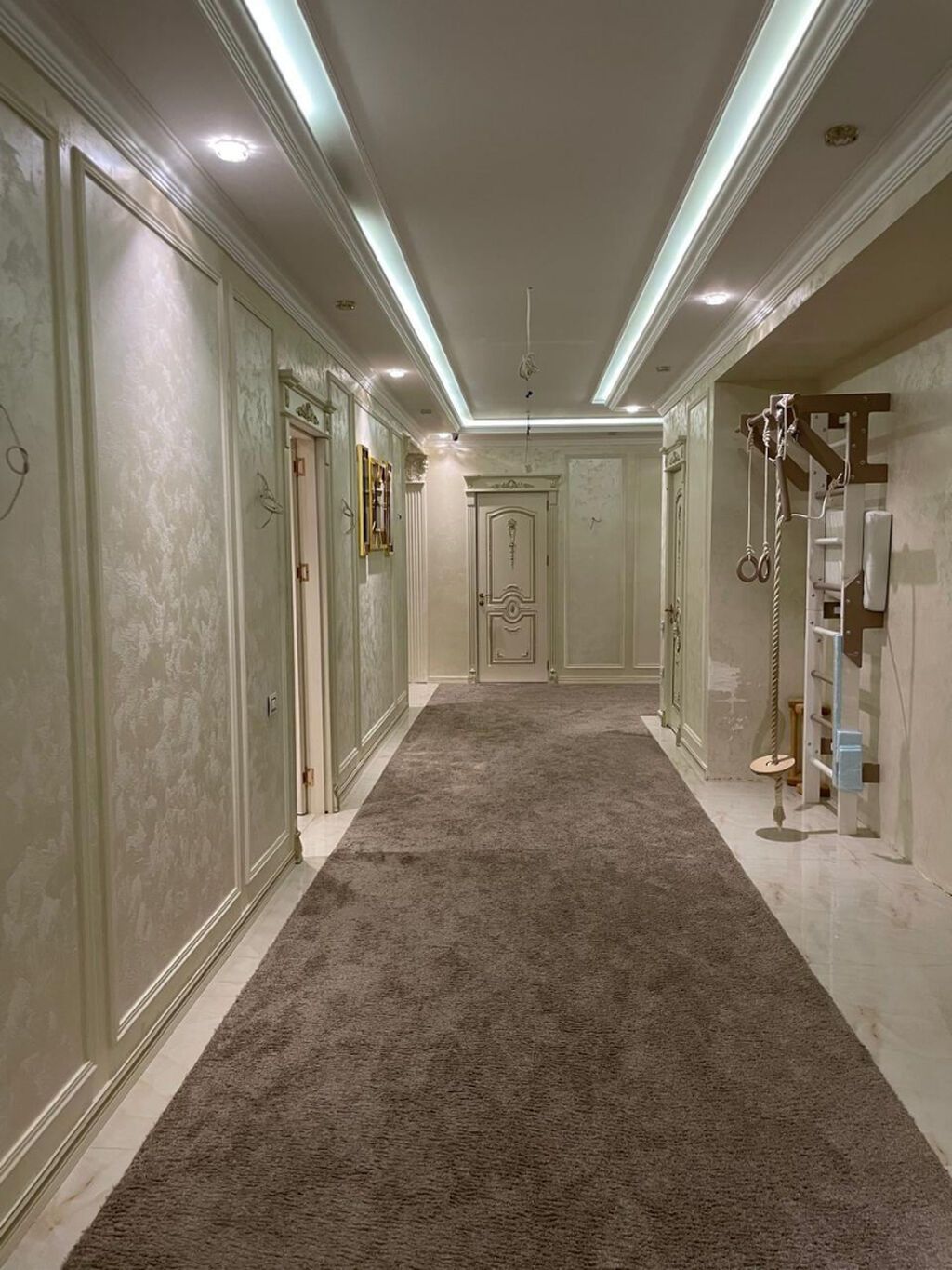 5 otaqlı, Yeni tikili, 301 kv. m