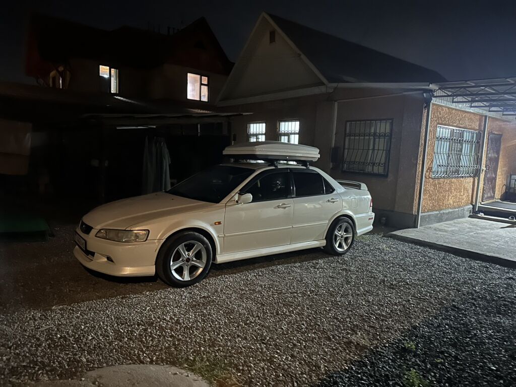 Honda Accord: 2002 г., 2 л, Автомат, Газ, Седан: фото 7