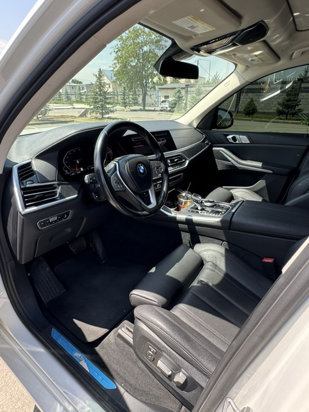 BMW X7: 2021 г., 3 л, Автомат, Бензин, Внедорожник: фото 8