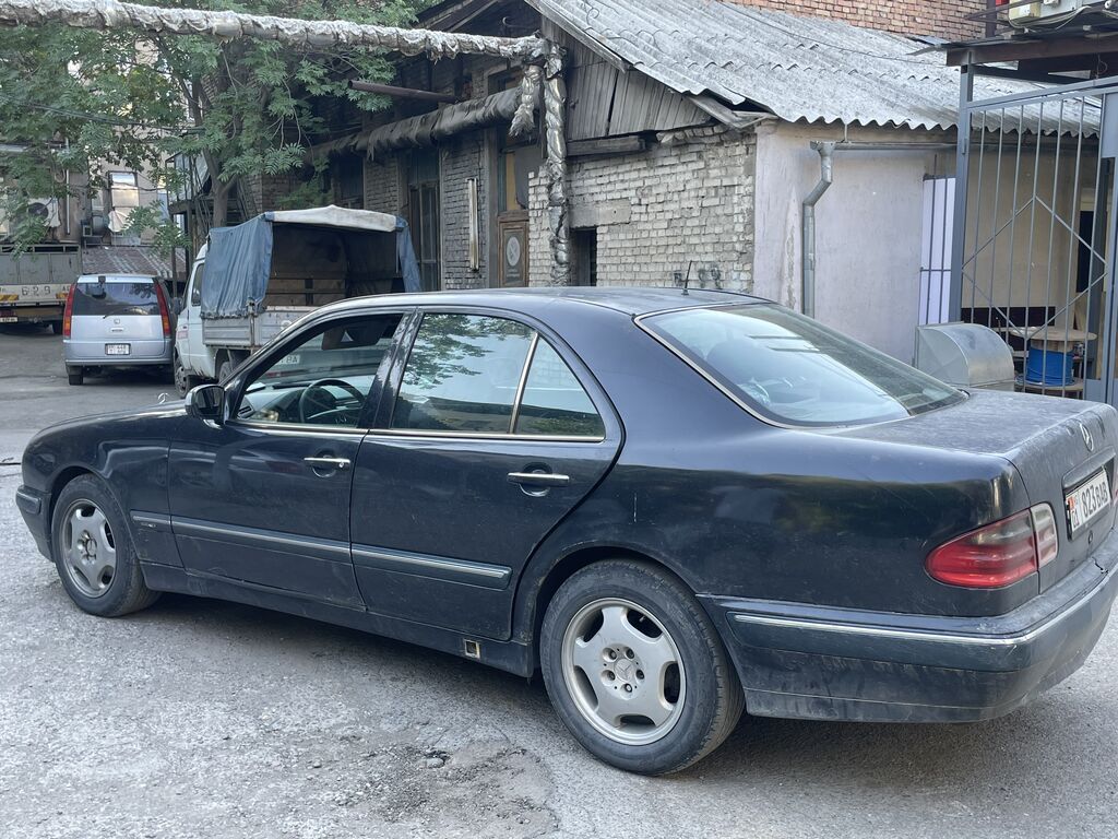 Mercedes-Benz E-Class: 2000 г., 2.4 л, Автомат, Бензин, Седан: фото 5