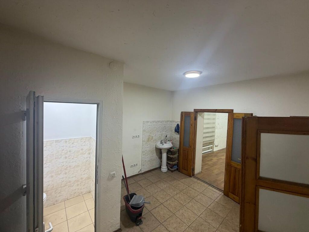 60 м², 3 комнаты, ул. Баялинова / Орозбекова, Без животных: фото 7