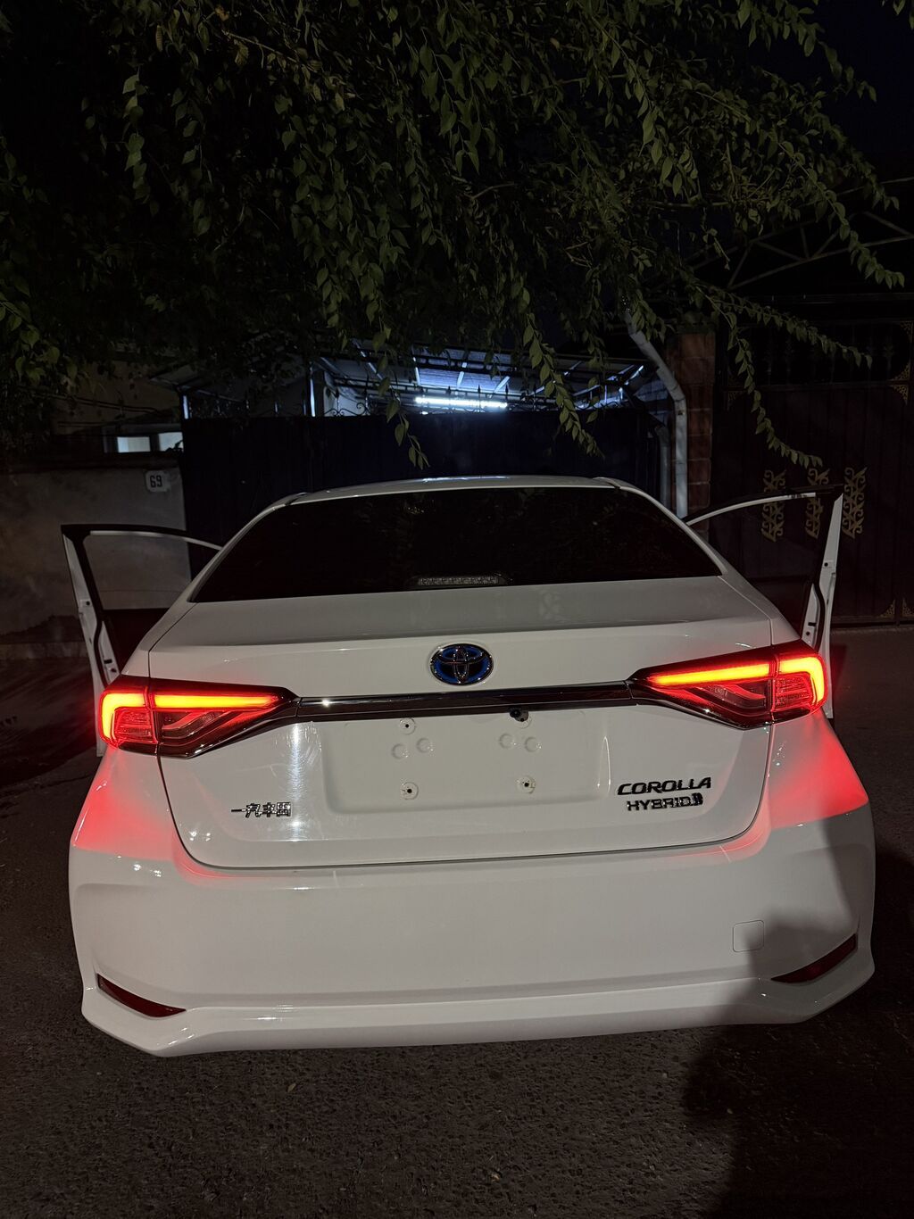 Toyota Corolla: 2020 г., 1.8 л, Гибрид: фото 5