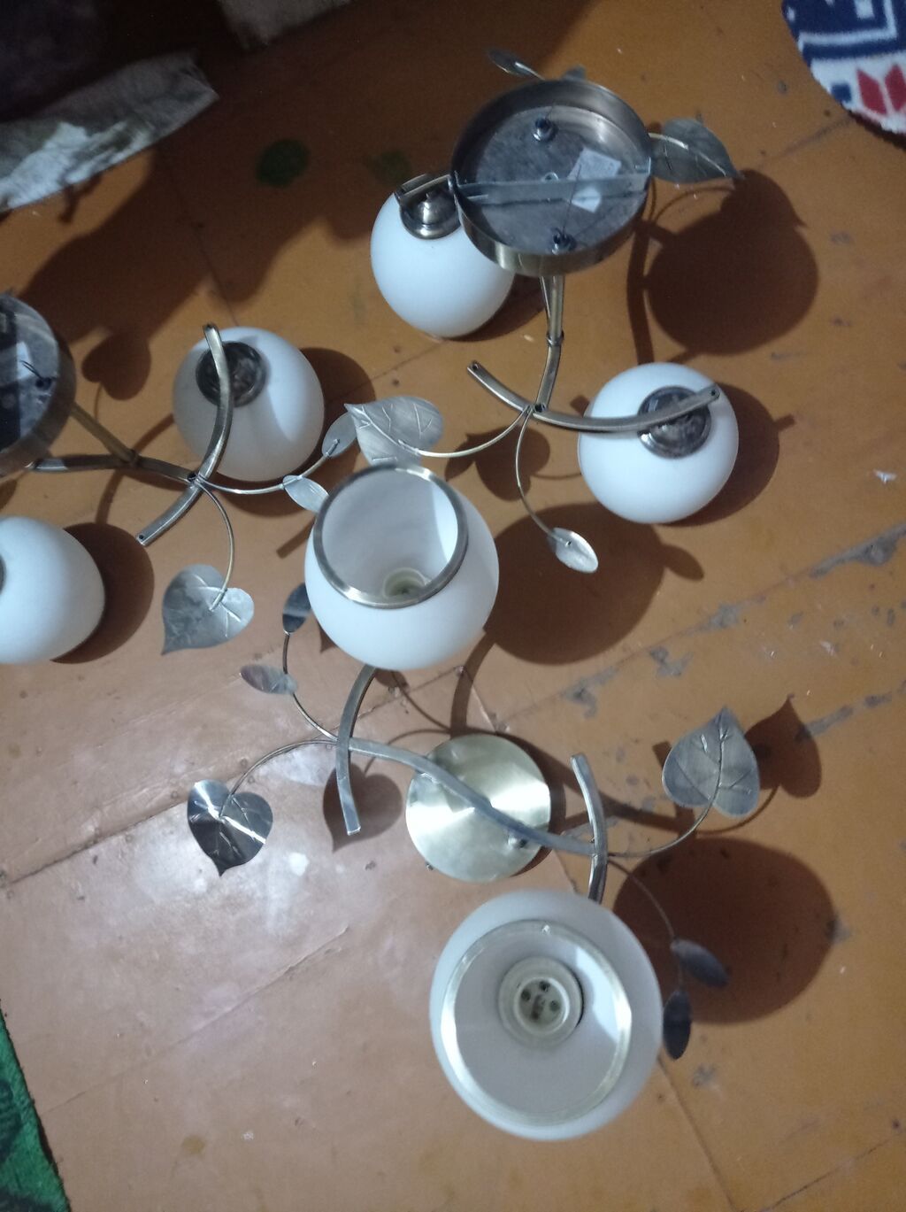 Продам три новые люстры, двух рожковые, без каких либо дефектов. цена: фото 2