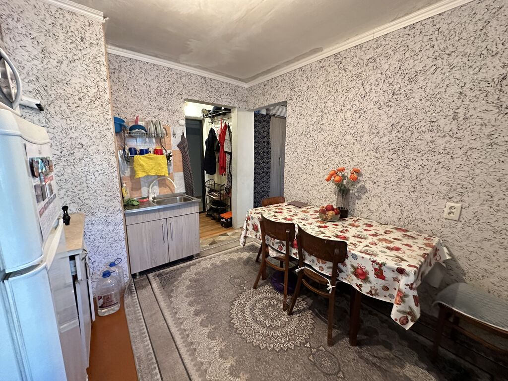 Срочно продаю 1 ком. кв. 30м², 51т.с.$ 10 мкр., ул. Байтик Баатыра: фото 5