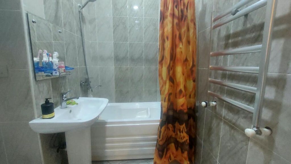 2 otaqlı, Yeni tikili, 42 kv. m