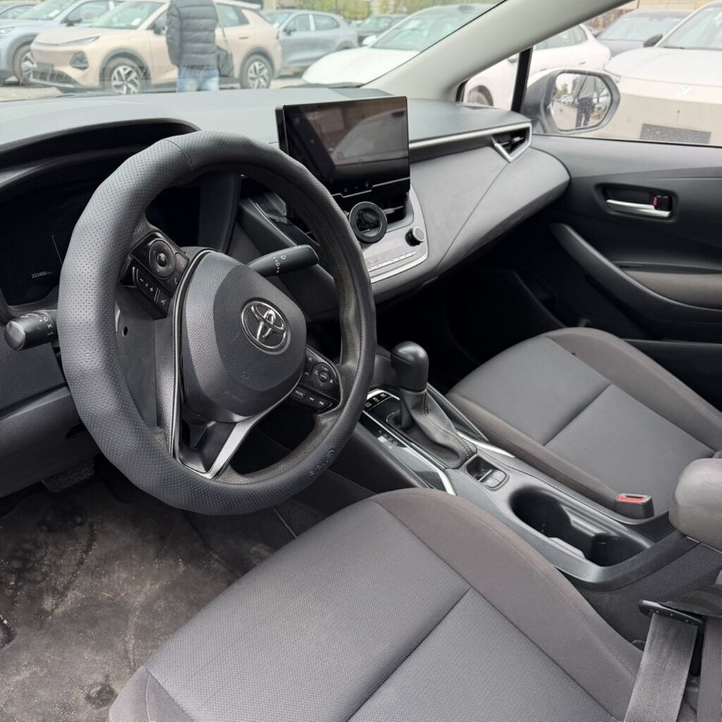 Toyota Corolla: 2023 г., Вариатор, Гибрид, Седан: фото 4