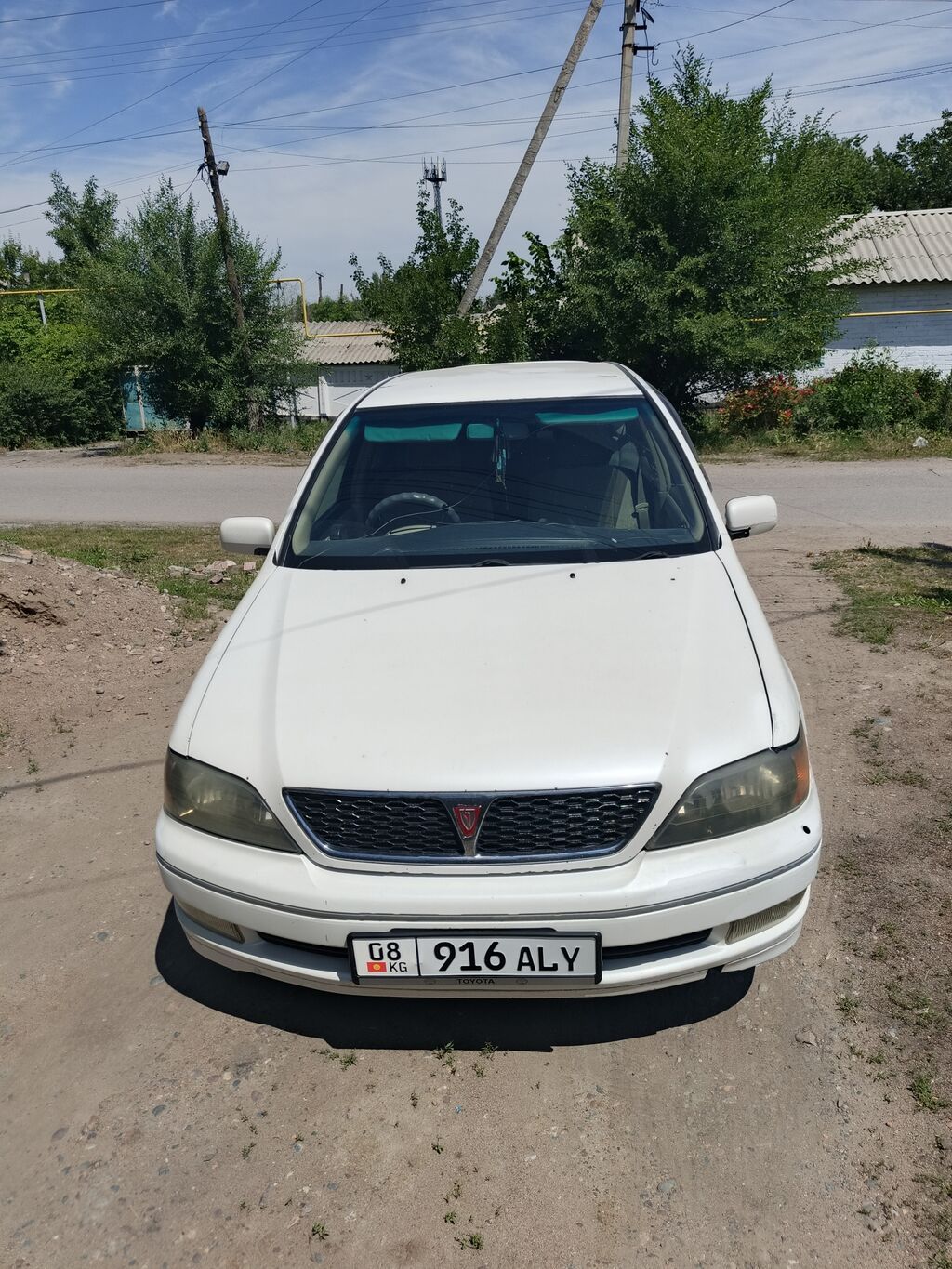Toyota Vista: 1999 г., 2 л, Автомат, Бензин, Универсал — фото 3