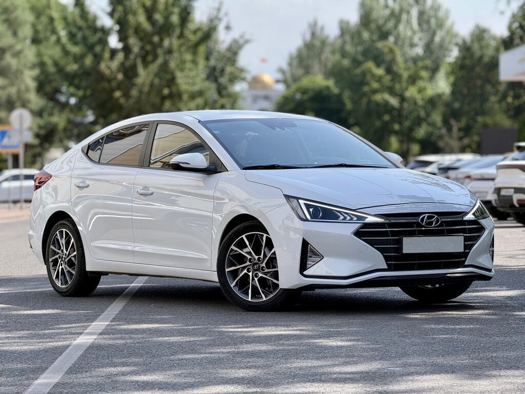 Hyundai Avante: 2019 г., 1.6 л, Вариатор, Бензин, Седан: фото 3
