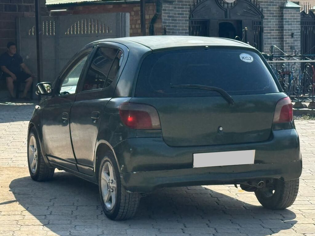 Toyota Yaris: 1999 г., 1.3 л, Механика, Бензин: фото 6