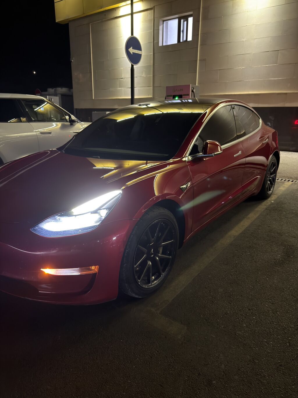 Tesla Model 3: 2020 г., Автомат, Электромобиль, Седан: фото 2
