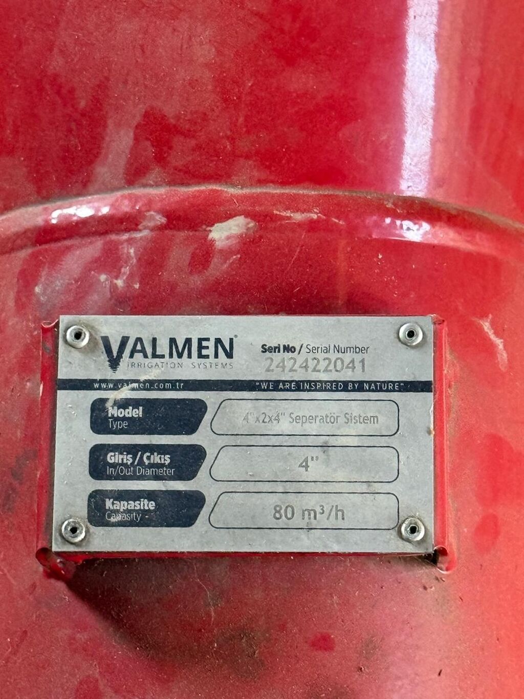 Xaçmaz rayon yergüc kəndində 4 həktar intensiv bag satılır. Gölü var