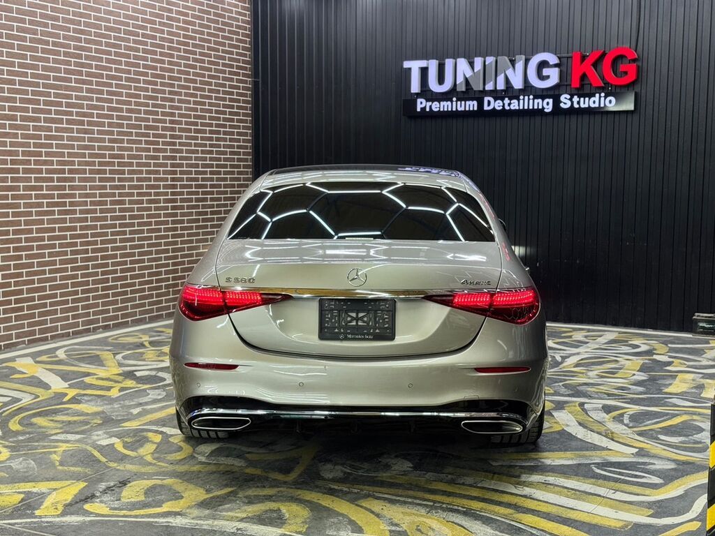 Mercedes-Benz S-Class: 2022 г., 4 л, Автомат, Гибрид, Седан: фото 3