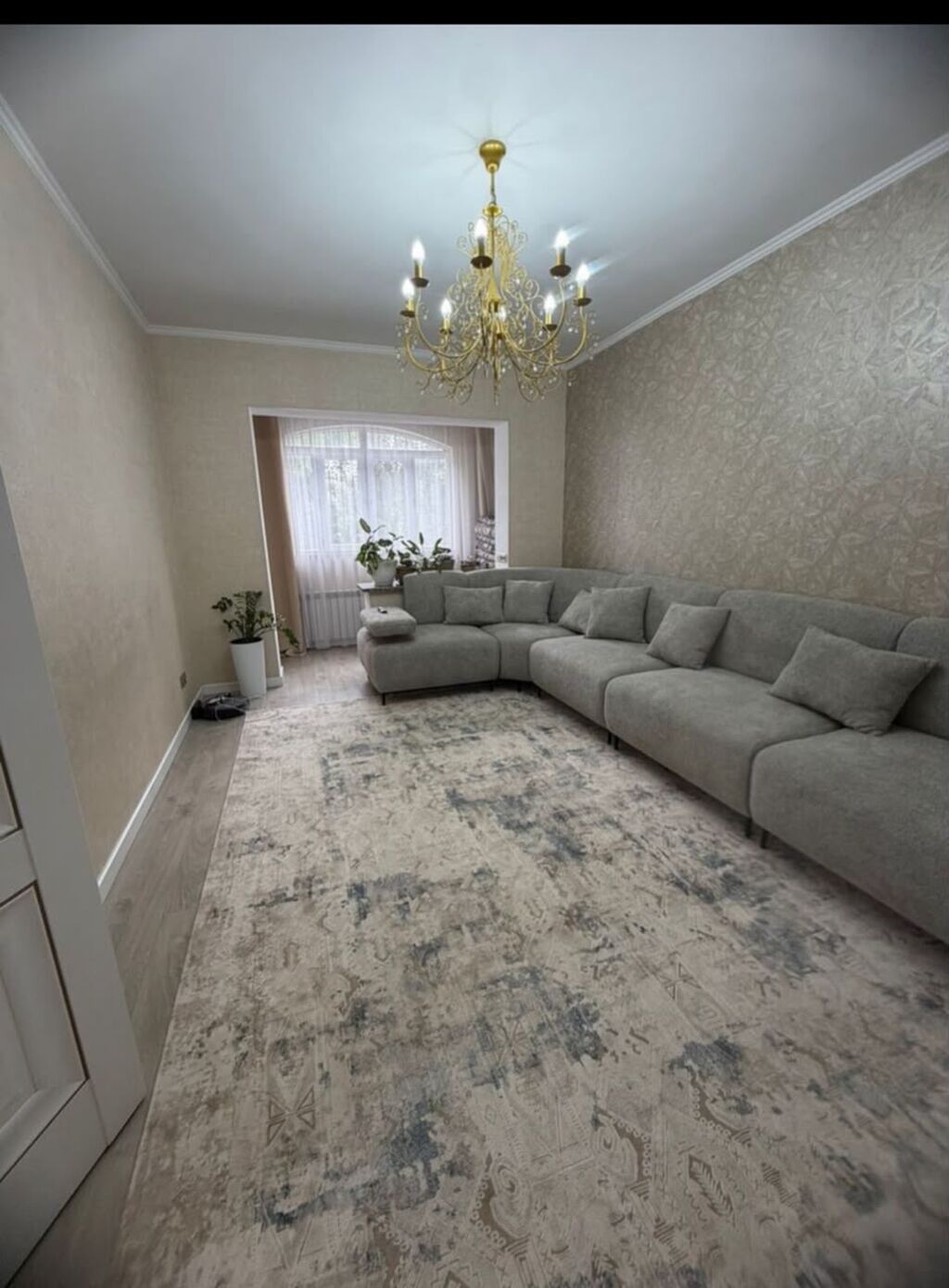 3 комнаты, 64 м², 12 мкр 106 серия улучшенная, 3 этаж, Евроремонт: фото 2
