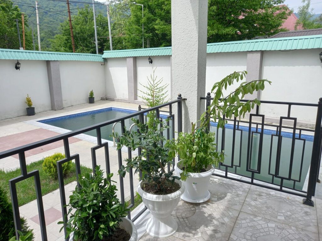 229 kv. m, 7 otaqlı, Hovuzlu, Kombi, Qaz, İnternet