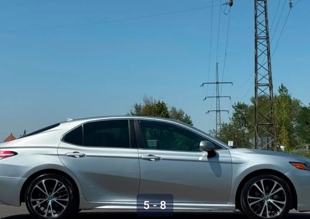 Toyota Camry: 2020 г., Гибрид, Седан: фото 4