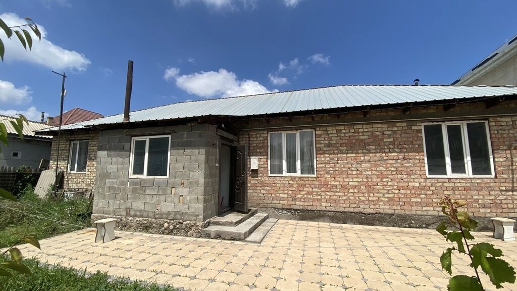 Продаётся одноэтажный кирпичный дом с приусадебным участком. -: фото 2