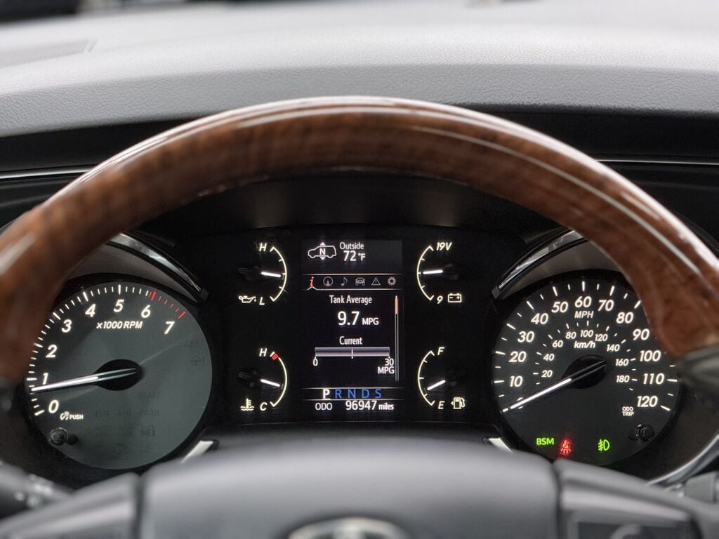 Toyota Sequoia Platinum 2019, 5.7 л, 99 тыс. миль — фото 8