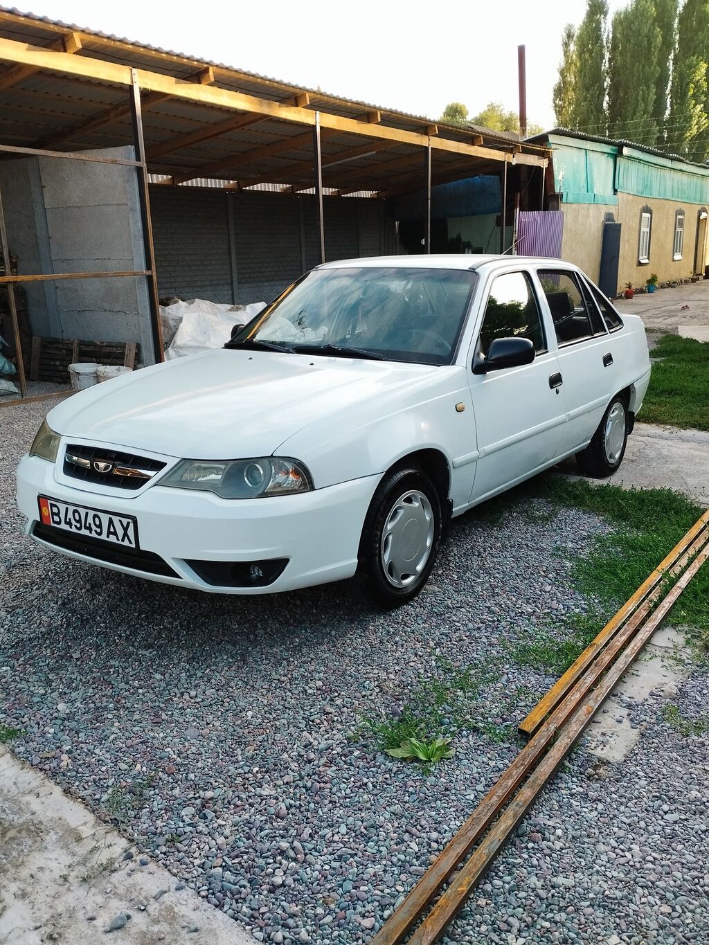 Daewoo Nexia: 2013 г., Механика, Бензин, Седан: фото 2