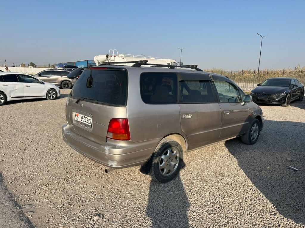 Honda Odyssey: 1997 г., 2.3 л, Автомат, Бензин, Минивэн: фото 2