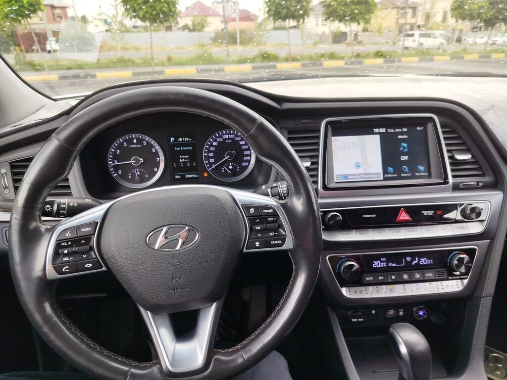 Hyundai Sonata: 2018 г., 2 л, Автомат, Бензин, Седан — фото 7