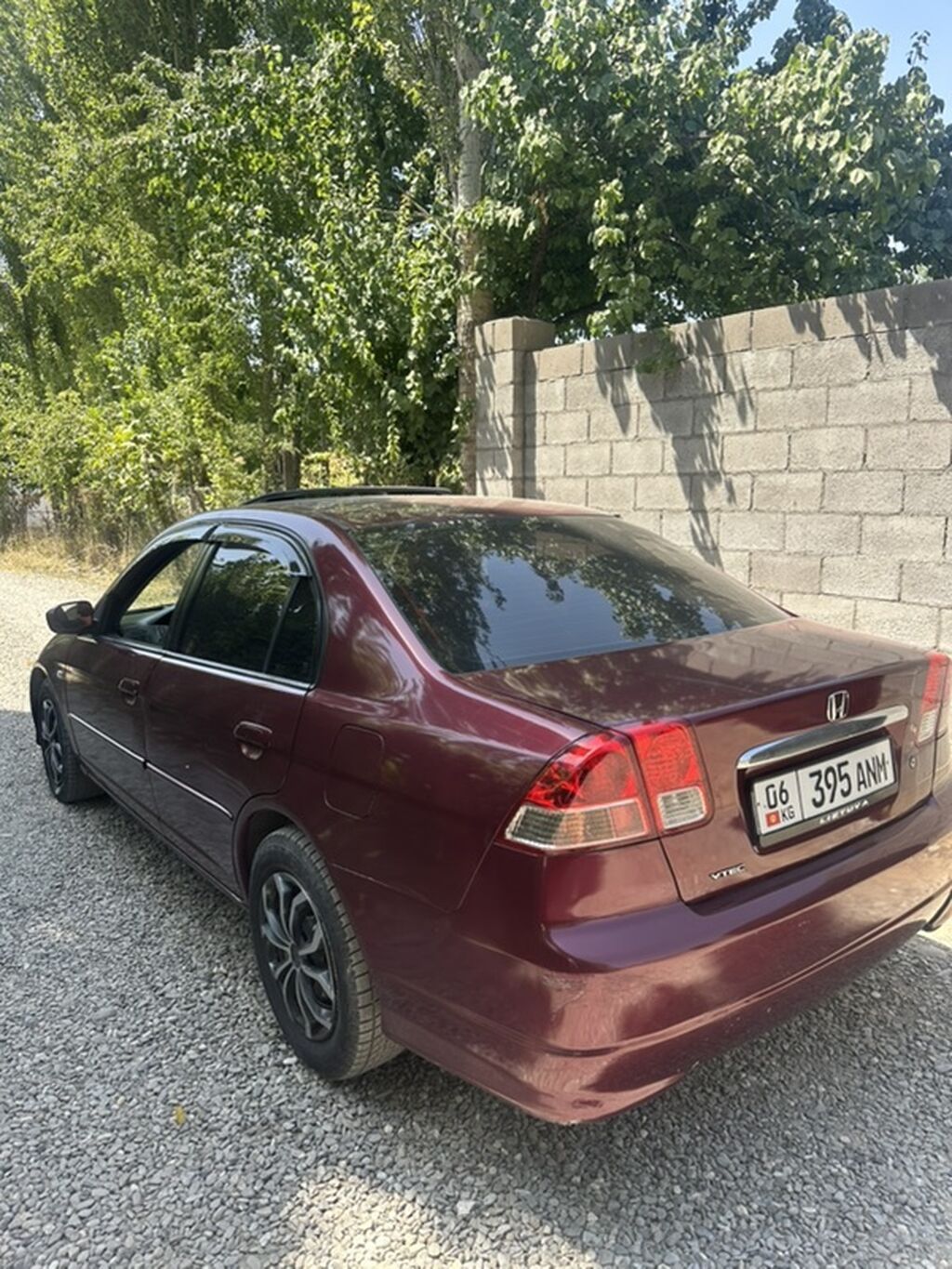 Honda Civic: 2004 г., 1.6 л, Автомат, Бензин, Седан: фото 3