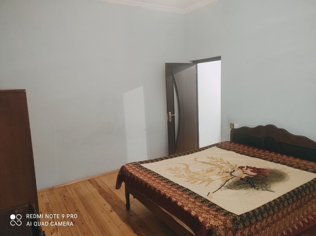 90 kv. m, 2 otaqlı, Kanalizasiya, Qaz, Su