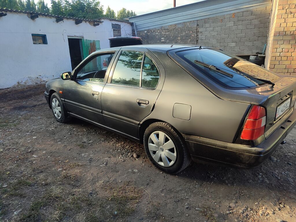 Nissan Primera: 1996 г., 2 л, Автомат, Бензин, Хэтчбэк: фото 7
