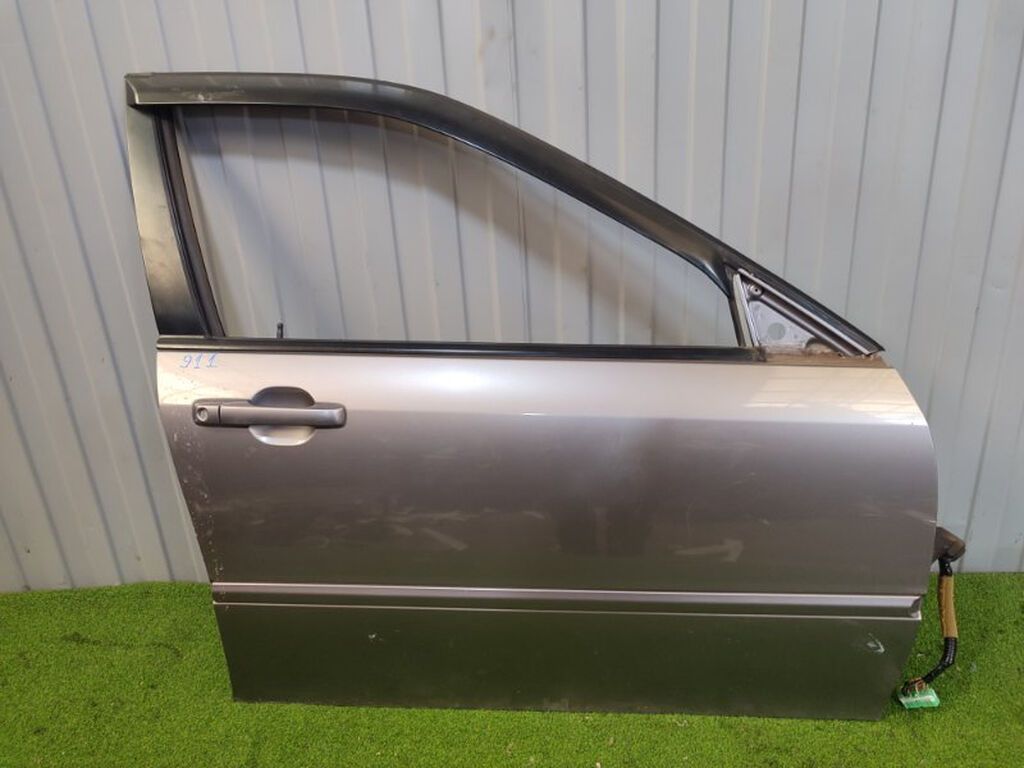 Дверь передняя правая Honda Accord CL3 1999