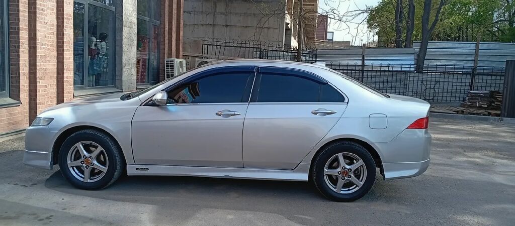 Honda Accord: 2003 г., 2 л, Автомат, Бензин, Седан: фото 7