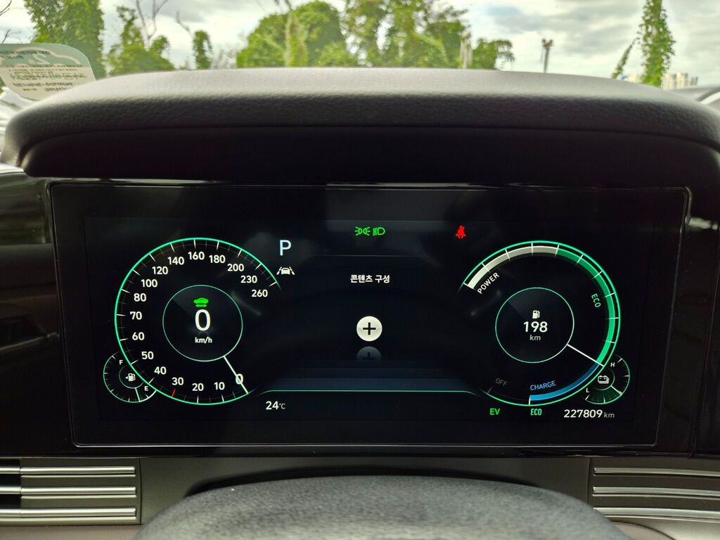 Hyundai Grandeur: 2020 г., 2.4 л, Автомат, Гибрид: фото 6