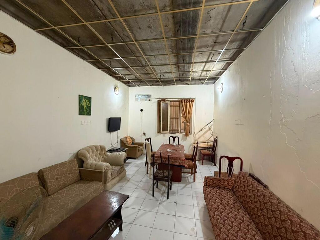 Yasamal rayonunda, 20 Yanvar metrosunun yaxınlığında, sıx yaşayış