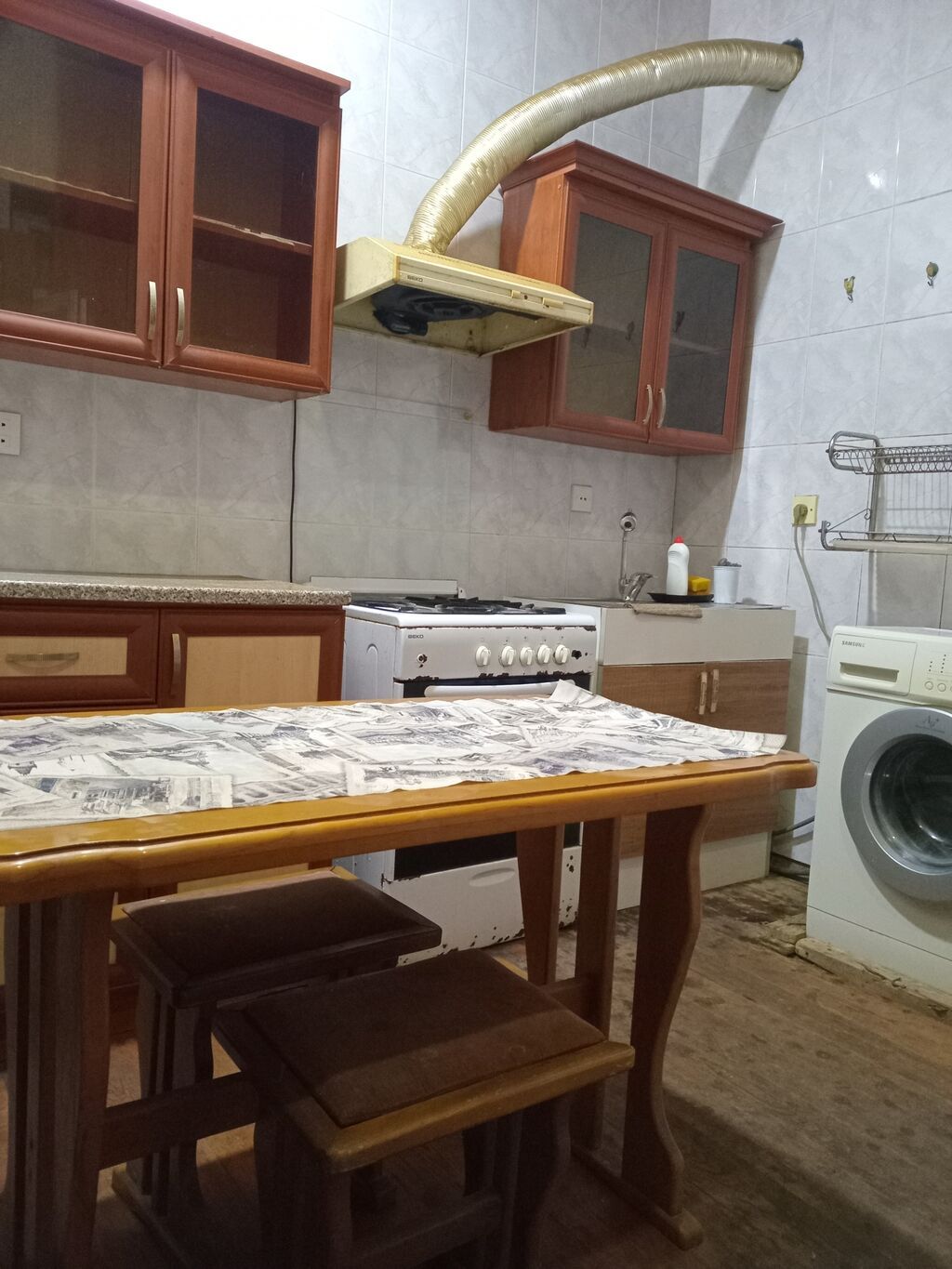80 kv. m, 3 otaqlı, Qaz, İşıq, Su