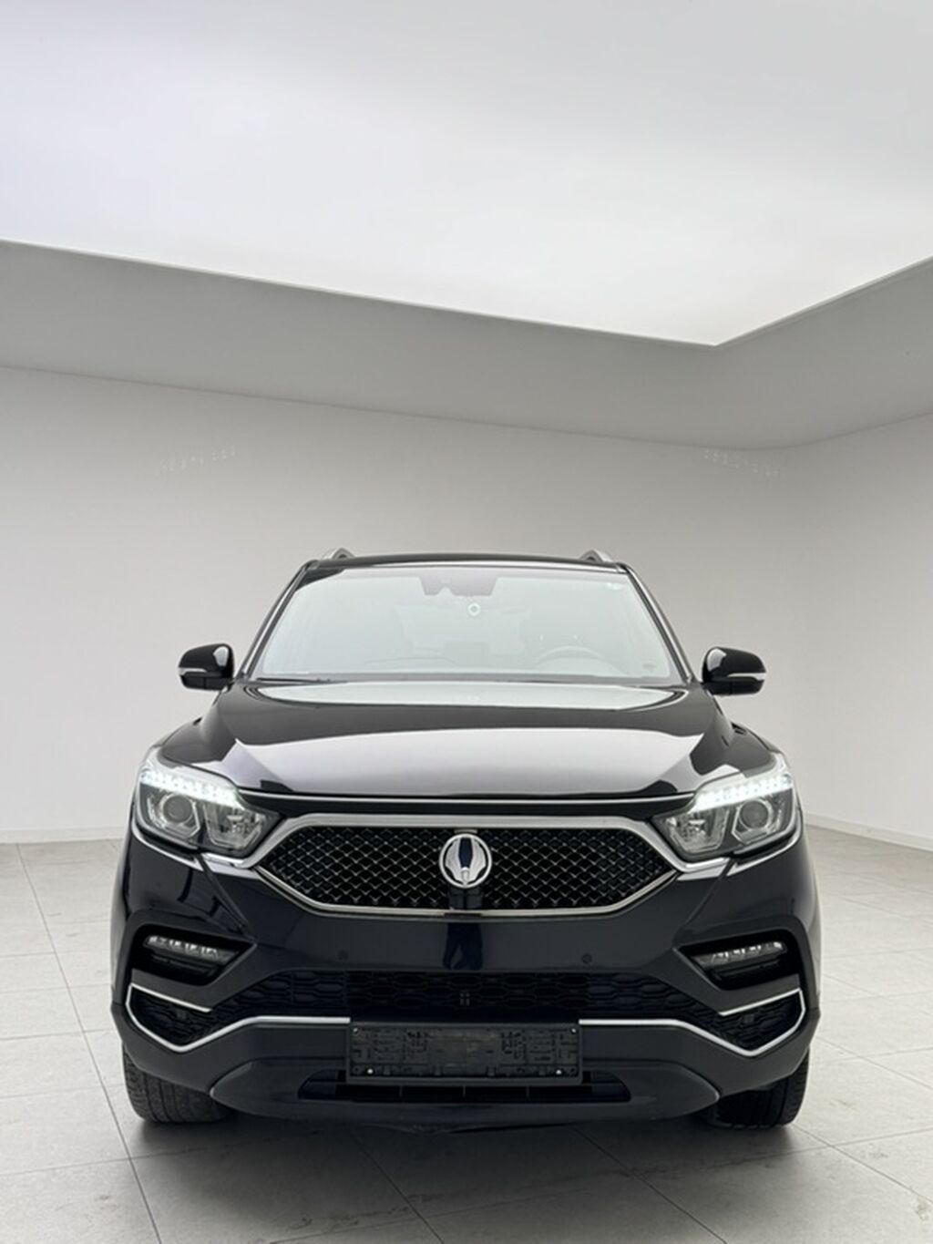 Ssangyong Rexton: 2018 г., 2.2 л, Автомат, Дизель, Внедорожник: фото 2