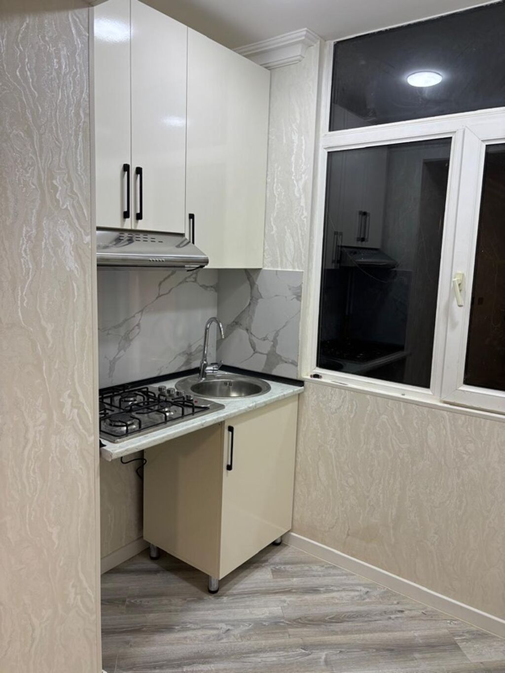 Sumqayıt, 1 otaqlı, Köhnə tikili, 32 kv. m