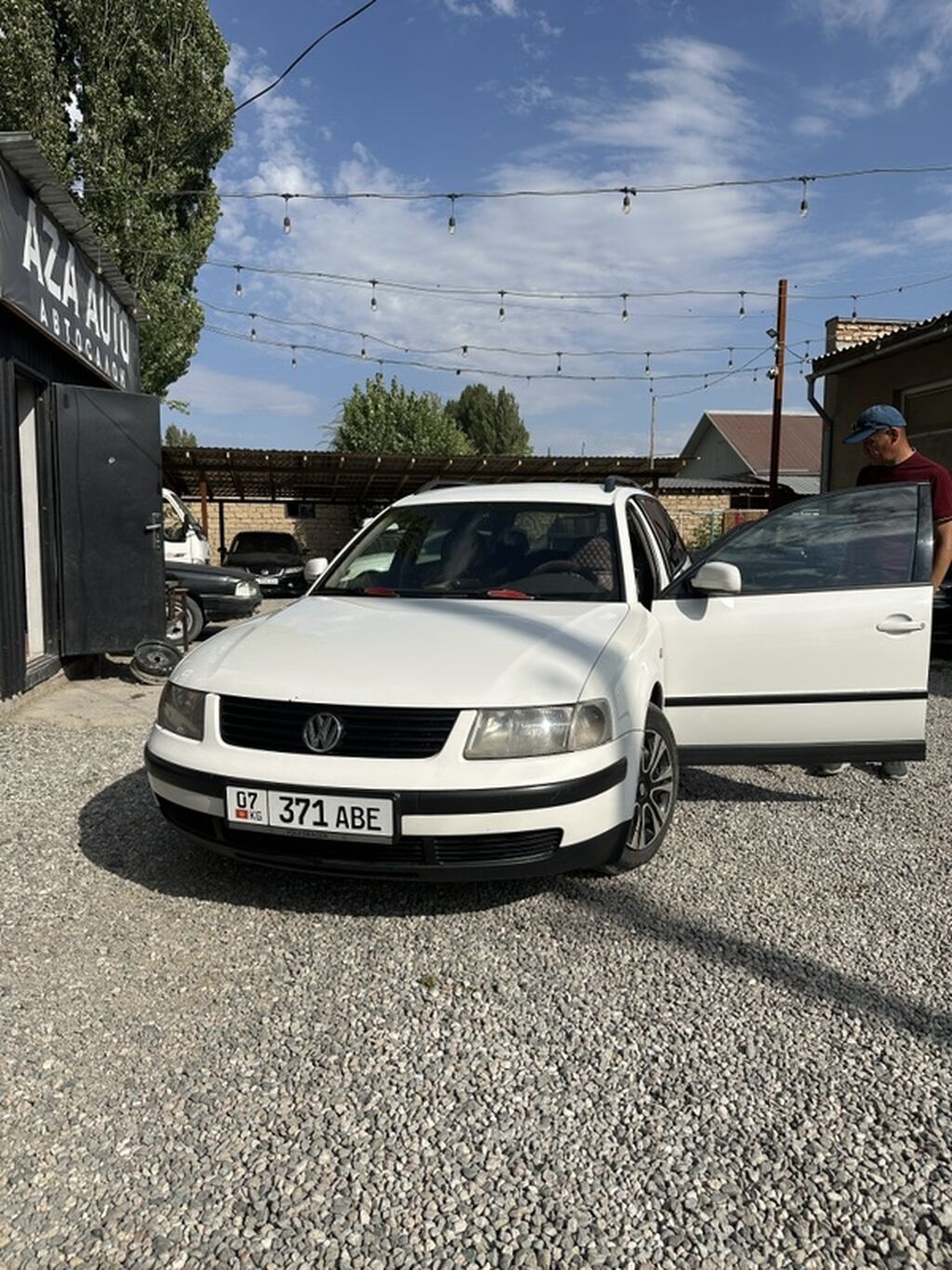 Volkswagen Passat Variant: 2000 г., 1.6 л, Механика, Бензин, Универсал: фото 7
