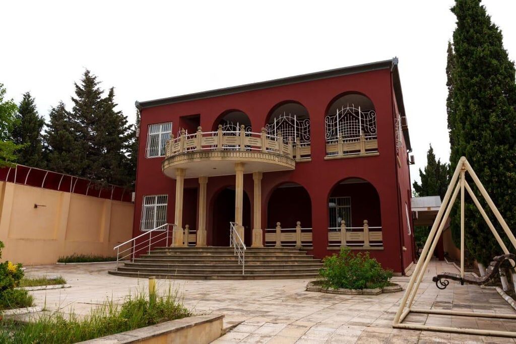 Görədil 6 otaqlı, 328 kv. m, Yeni təmirli