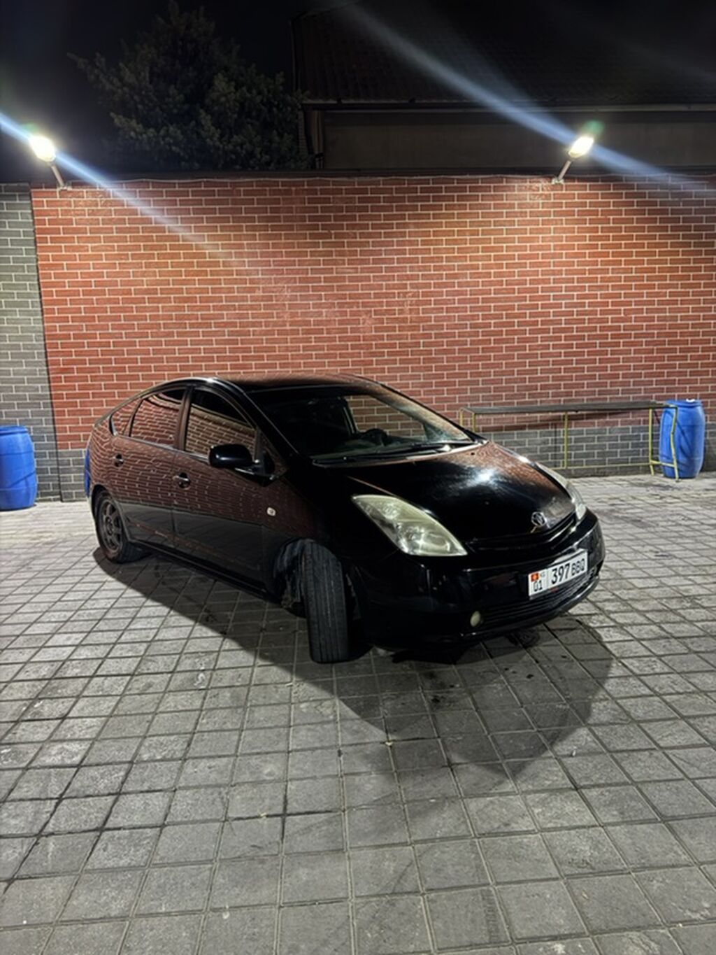Toyota Prius: 2004 г., 1.5 л, Вариатор, Гибрид, Хэтчбэк: фото 3